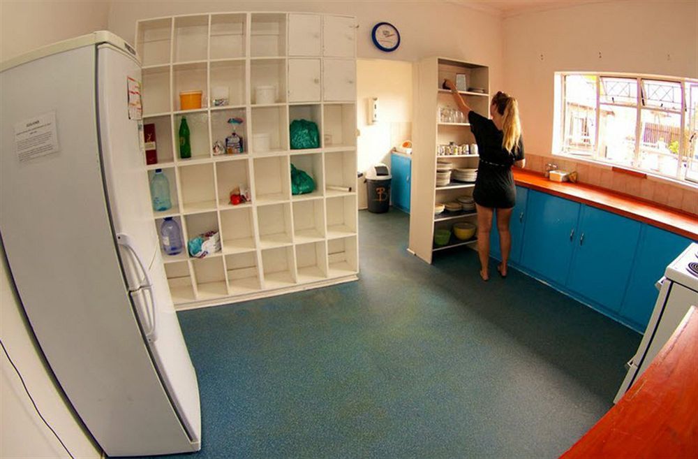 Jeffreys Bay Backpackers Hostel ภายนอก รูปภาพ