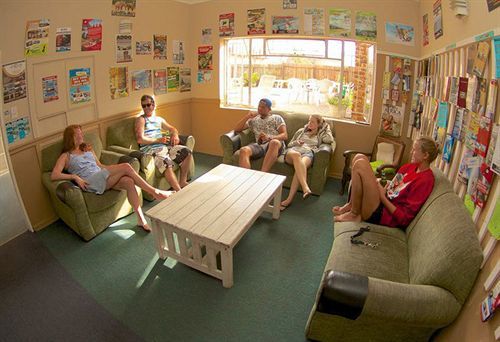 Jeffreys Bay Backpackers Hostel ภายนอก รูปภาพ